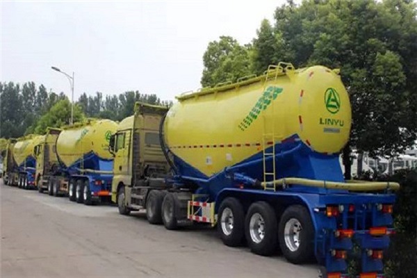 又是30臺(tái)，凌宇汽車第三代升級(jí)版“小黃人”出發(fā)啦！