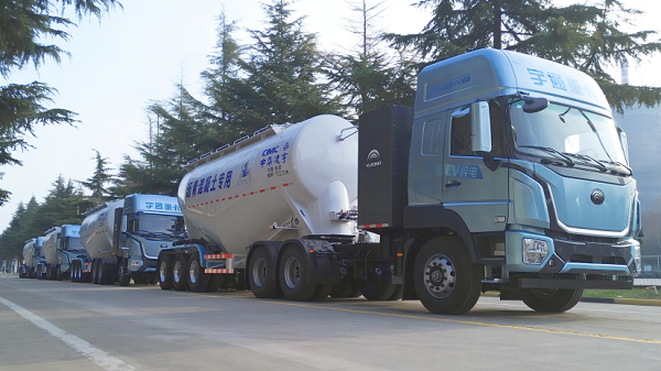 【發(fā)車(chē)新聞】邀雪稱(chēng)慶，順問(wèn)冬安！無(wú)懼嚴(yán)寒的“小白罐”暖心交付！