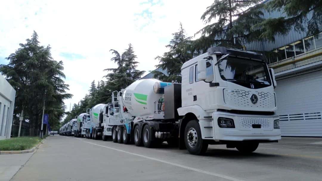 “多拉快跑”利器！中集車輛20臺EV·DTB半掛攪拌車挺進大灣區(qū)