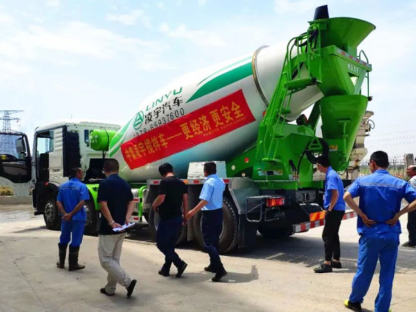 中集凌宇攪拌車全國巡展繼續(xù)：出征安徽，這一組合果然豪橫！