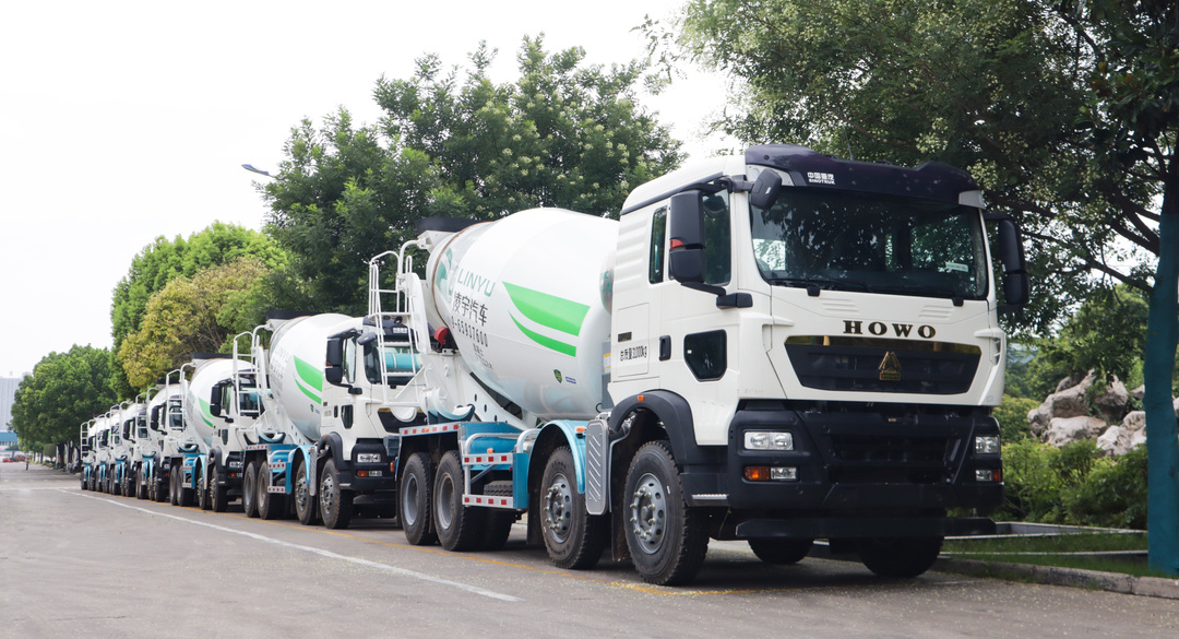 盛夏驕陽似火，凌宇交車繁忙！