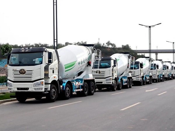 天生爆款！解放&凌宇一體化攪拌車持續(xù)發(fā)車