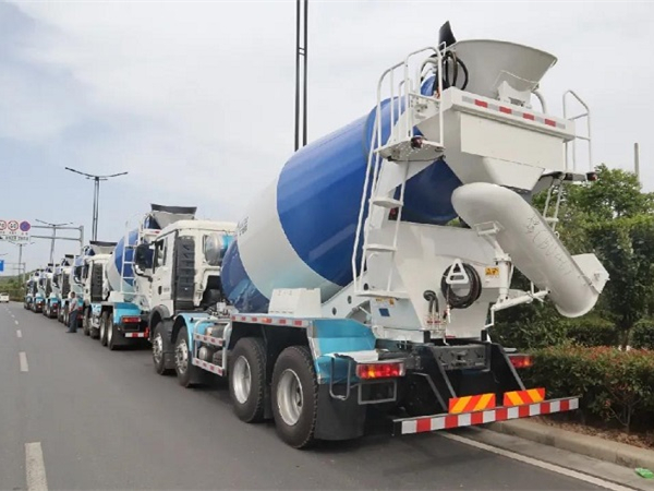 夏日炎炎，凌宇超甜！60臺“藍(lán)胖子”奔赴華南