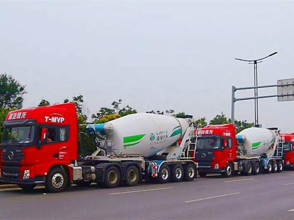 天氣炎熱，交付火熱，中集凌宇半掛攪拌車實(shí)力圈粉，“熱度”不減！