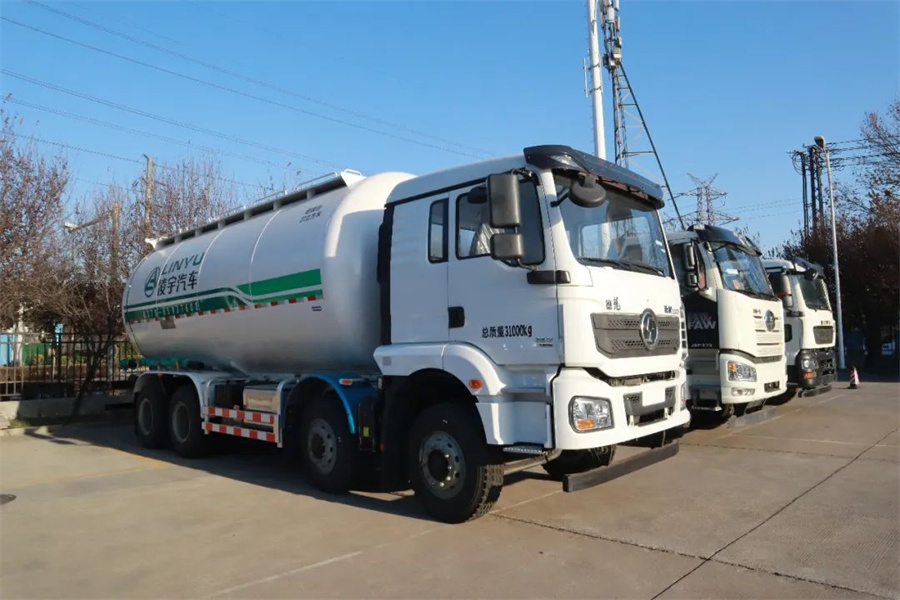 【重卡新聞】連續(xù)上漲！3月重卡銷近10萬輛！