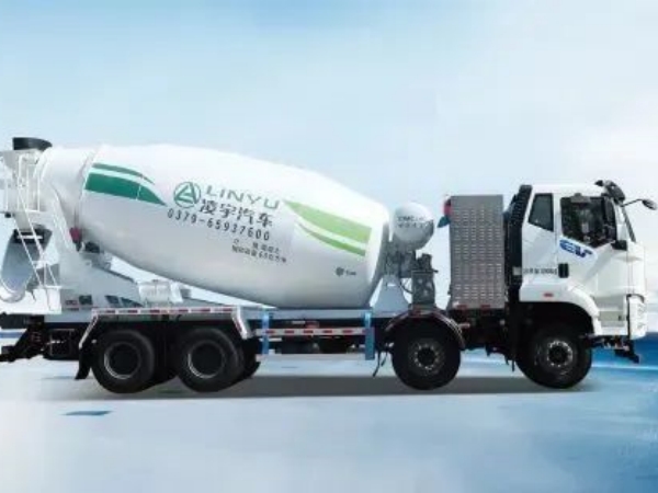 卡友購車選誰好？聽聽DeepSeek的大實話！